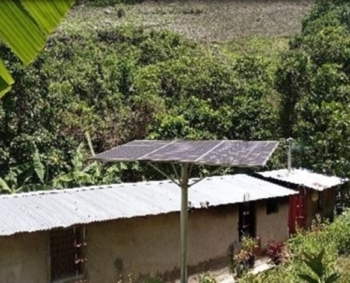 Impact evaluation of rural electrification projects in Colombia